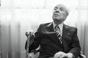 A Chat GPT se le pidió que redacte con el estilo de Jorge Luis Borges.