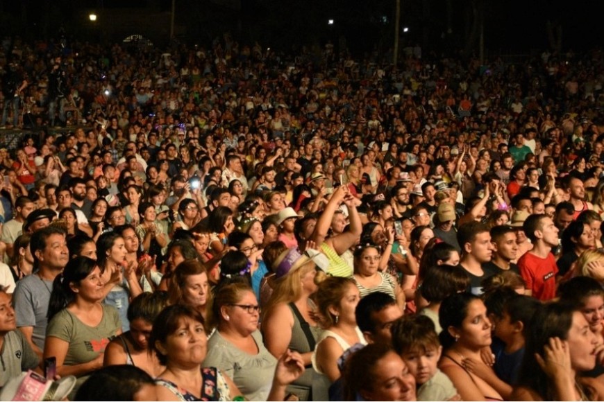 Restan dos noches para disfrutar de grandes artistas. Crédito: Manuel Fabatía