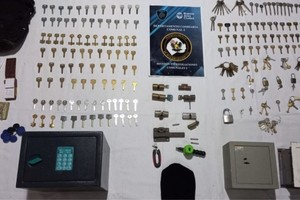 También se sospecha si hacía copias de llaves para venderlas a otros delincuentes. Crédito: Policía de la ciudad de Buenos Aires.