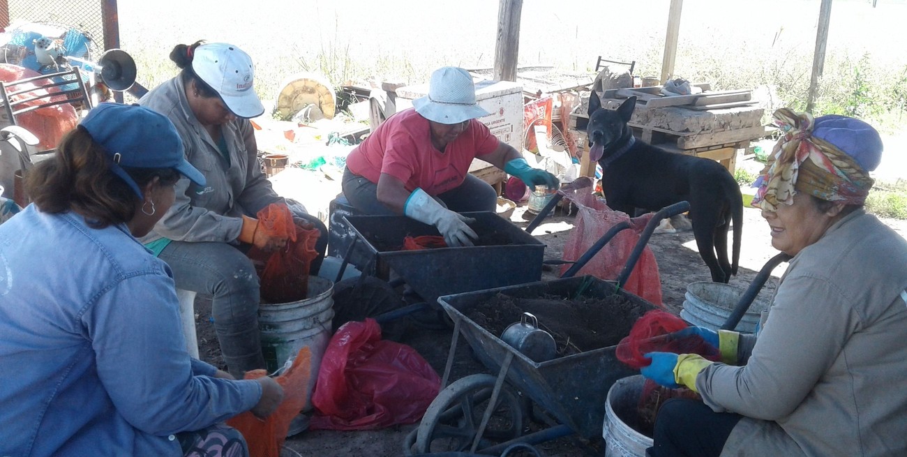 Una cooperativa revolucionó la recuperación de residuos en un pueblo cercano a Santa Fe