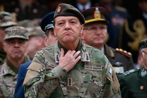 Milani se retiró del Ejército en 2015 y dice no tener relación con ninguna dependencia oficial.