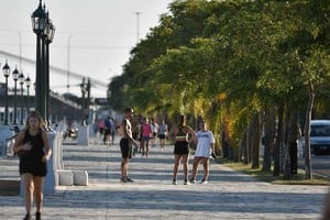 Santa Fe no escapaba de las intensas temperaturas. Se esperaba que la máxima alcance los 39°. Crédito: Manuel Fabatía