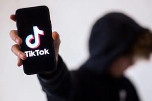 En Río Negro investigan las circunstancias en que se dieron los hechos.