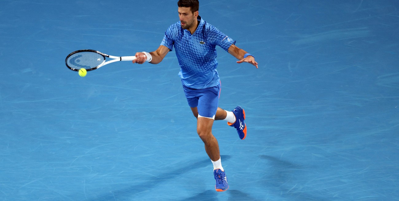 Novak Djokovic venció a Enzo Couacaud y se metió en la tercera ronda del Abierto de Australia