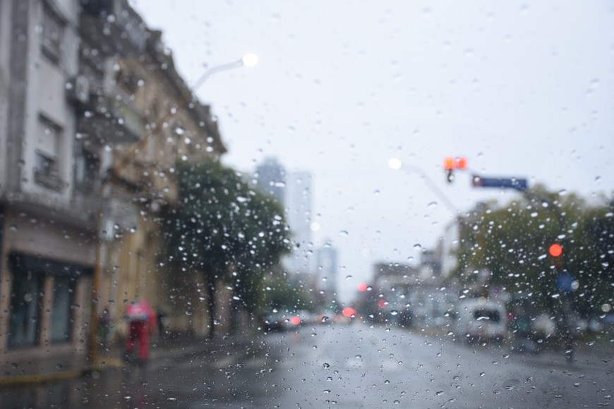 Se esperan  fuertes ráfagas y granizo en algunas localidades. Crédito: Luis Cetraro.