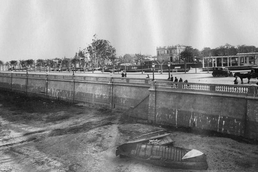 Memorias SF . Fuente cordialidad parque oroño