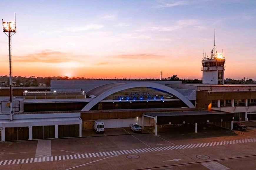 El aeropuerto de Rosario sumó tecnología para operar con baja visibilidad.