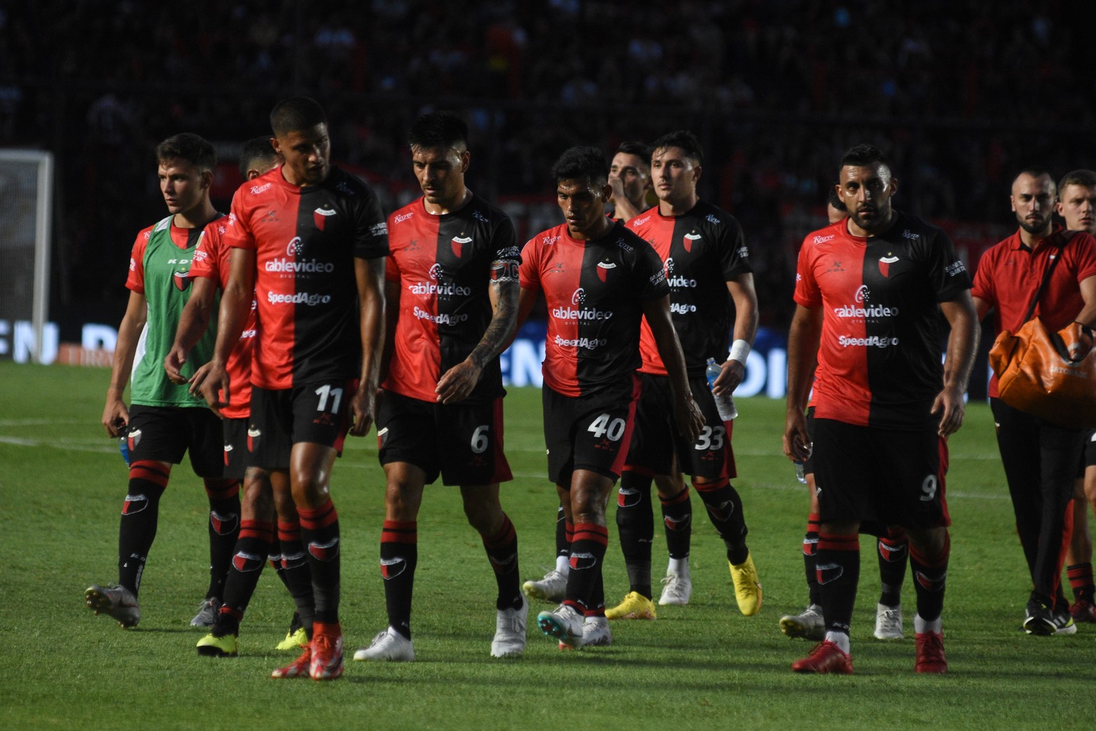 La salida del primer tiempo dejó muchas dudas y el DT metió varios cambios para el segundo tiempo. 