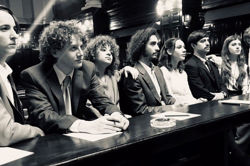 La película fue dirigida por Santiago Mitre