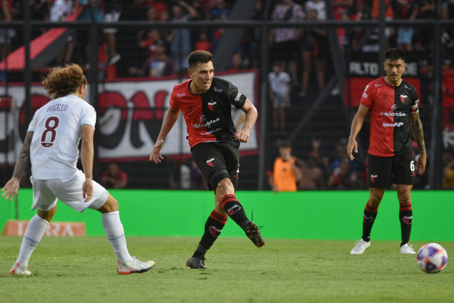 El "Kili" Vega, el 5 del medio campo fue reemplazado en el segundo tiempo.