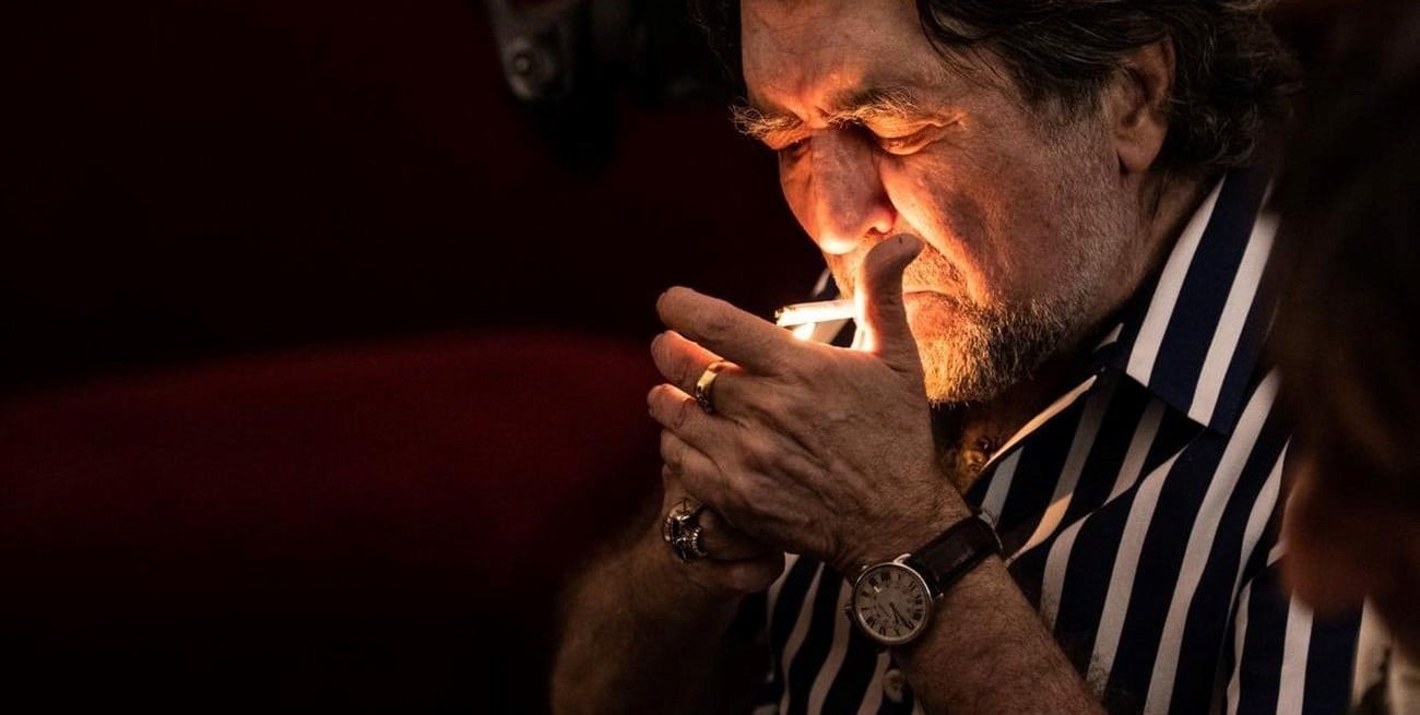 A sus 73 años, Joaquín Sabina es uno de los artistas españoles más conocidos internacionalmente. El documental de Aranoa revela aspectos desconocidos de su figura. Foto: BTF Media, Reposado Producciones, Sony Music España