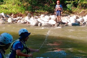 En esa zona el río tiene una feroz corriente.