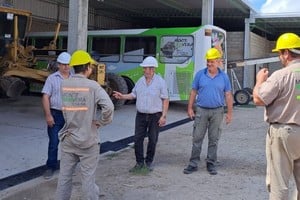 "El traslado permitirá descentralizar la atención y acondicionar luego la sede administrativa, optimizando los servicios que brindamos a las y los monteverenses", remarcó el jefe de Gobierno de Monte Vera, Luis Beto Pallero.