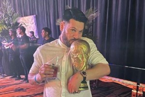 Matías en la fiesta privada de su hermano en Rosario. Crédito: @matu_messi10