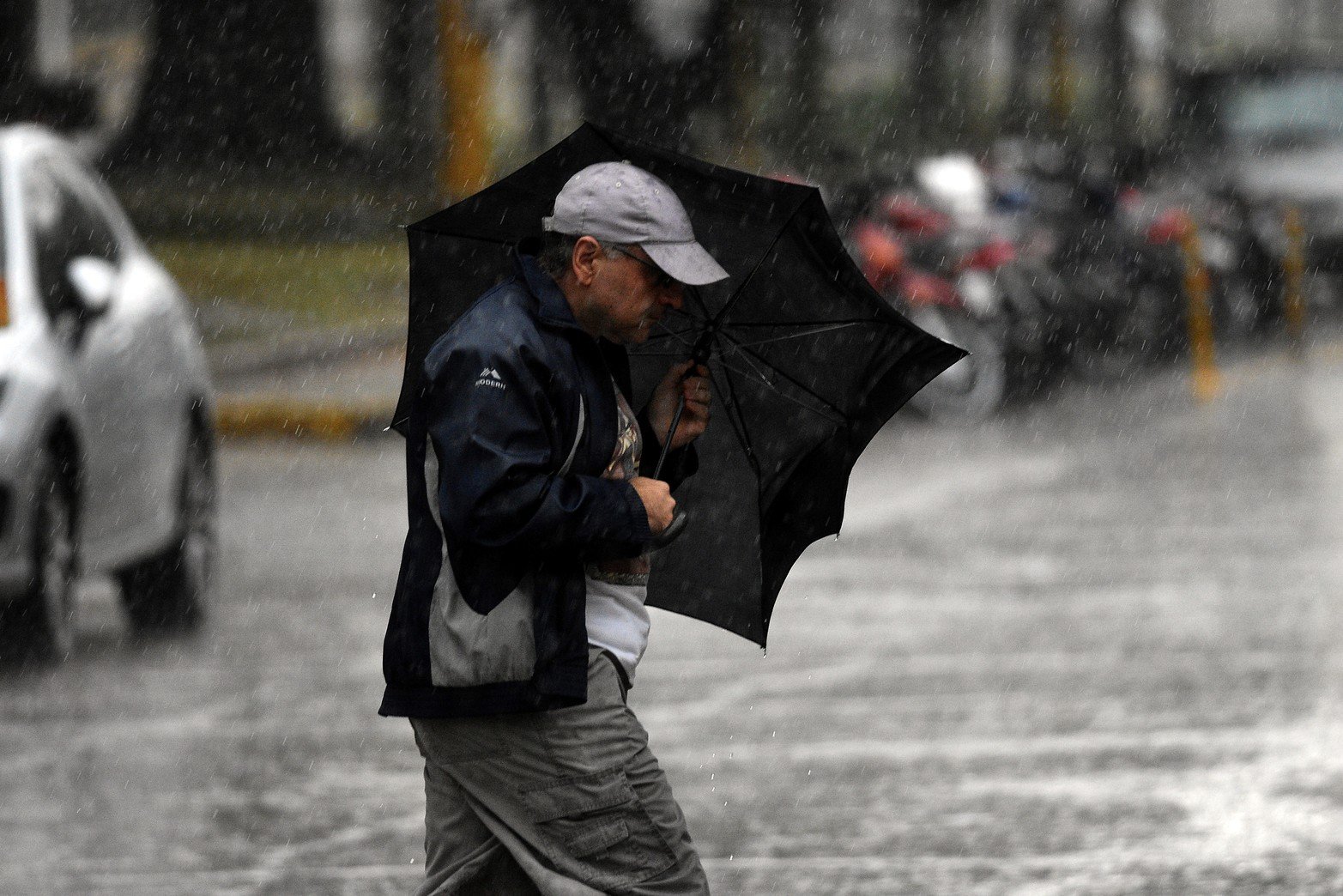 Después del sofocante calor volvió a llover en la ciudad. No alcanzó a los 10 mm.  Se prevén mas lluvias para esta semana.
