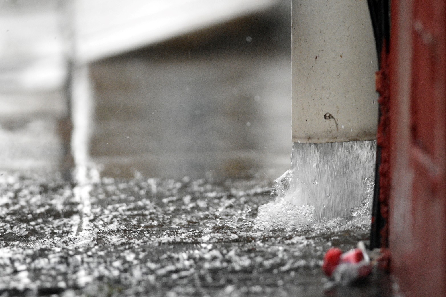 Después del sofocante calor volvió a llover en la ciudad. No alcanzó a los 10 mm.  Se prevén mas lluvias para esta semana.