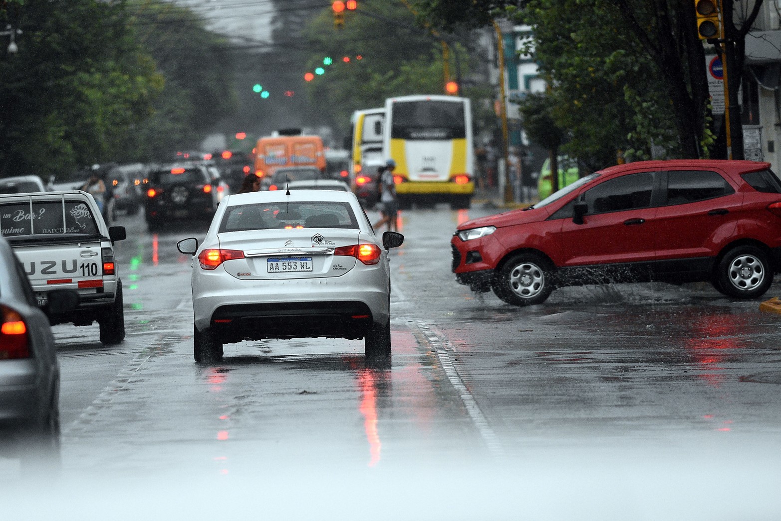 Después del sofocante calor volvió a llover en la ciudad. No alcanzó a los 10 mm.  Se prevén mas lluvias para esta semana.