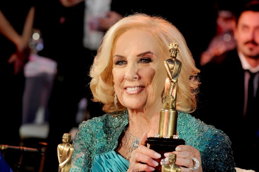 En el año 2017, Mirtha Legrand recibió el Premio Martin Fierro como Mejor Conducción Femenina, logro que buscará repetir con su regreso a la TV.