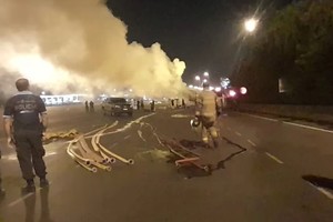 Los vecinos se quejaron de ardor en los ojos y picazón en la garganta.