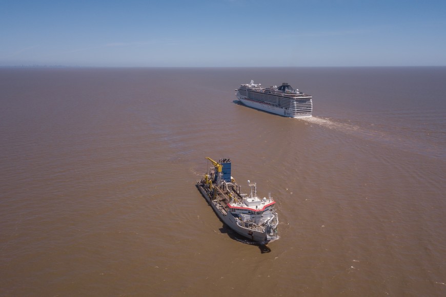La compañía finalizó esta semana las tareas de adecuación en el Canal de Pasaje y Círculo de Giro del Puerto Buenos Aires.