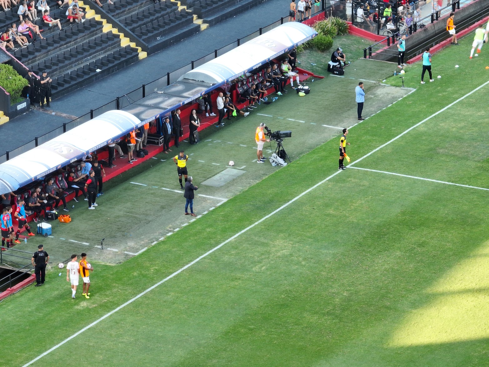 Con el debut de Pipo Gorosito, Colón empató en su cancha 1 a 1 con Huracán