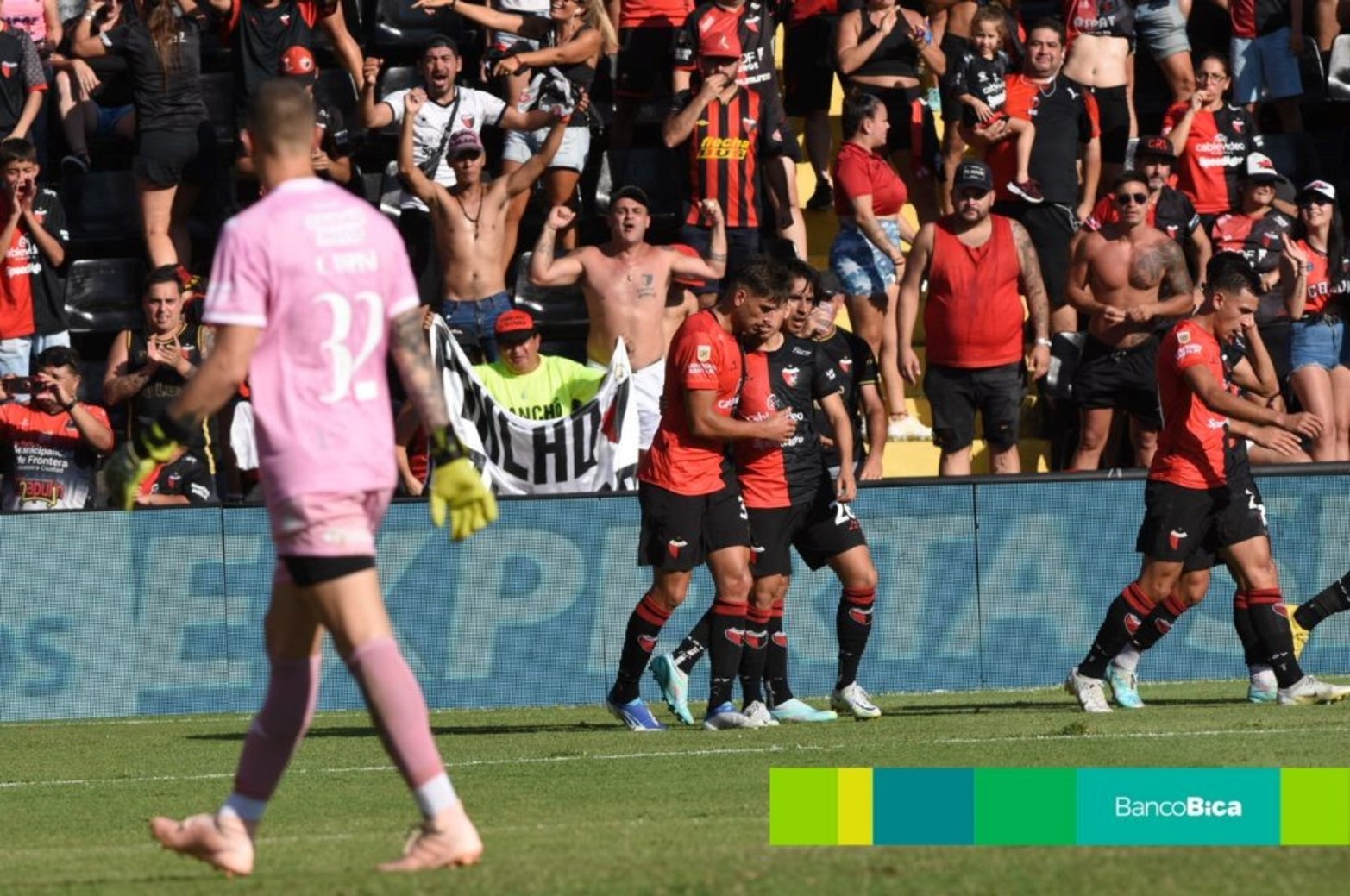 Colón empató 1 a 1 con Huracán en el Brigadier López.