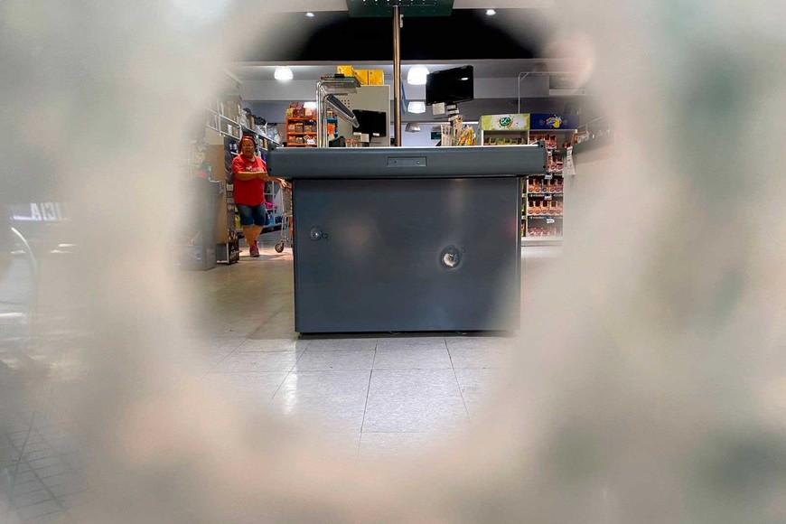 Las imágenes del ataque al supermercado en Rosario