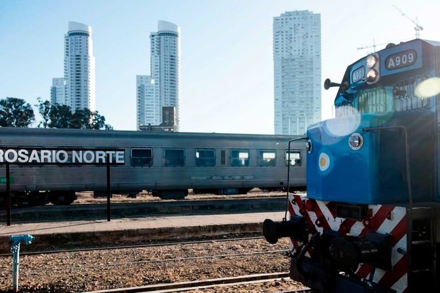En agosto del año pasado se puso en marcha con un viaje inaugural el tren que une Rosario con Cañada de Gómez, el cual no funcionaba desde 1977.