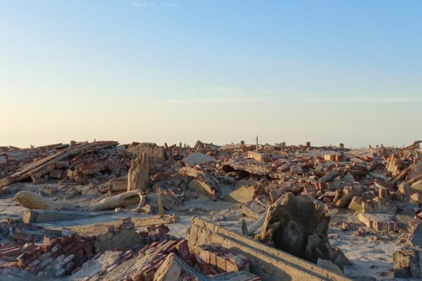 Los escombros se han sostenido durante décadas y son parte del viaje al pasado. Crédito: El Litoral