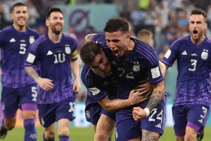 Enzo Fernández asistió a Julián en su gol ante Polonia. 