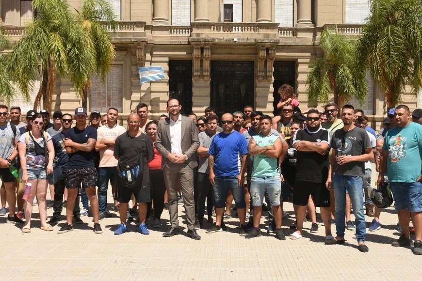 Agentes del Servicio Penitenciario se concentraron en la última semana para protestar a las puertas de Casa de Gobierno. Crédito: Luis Cetraro