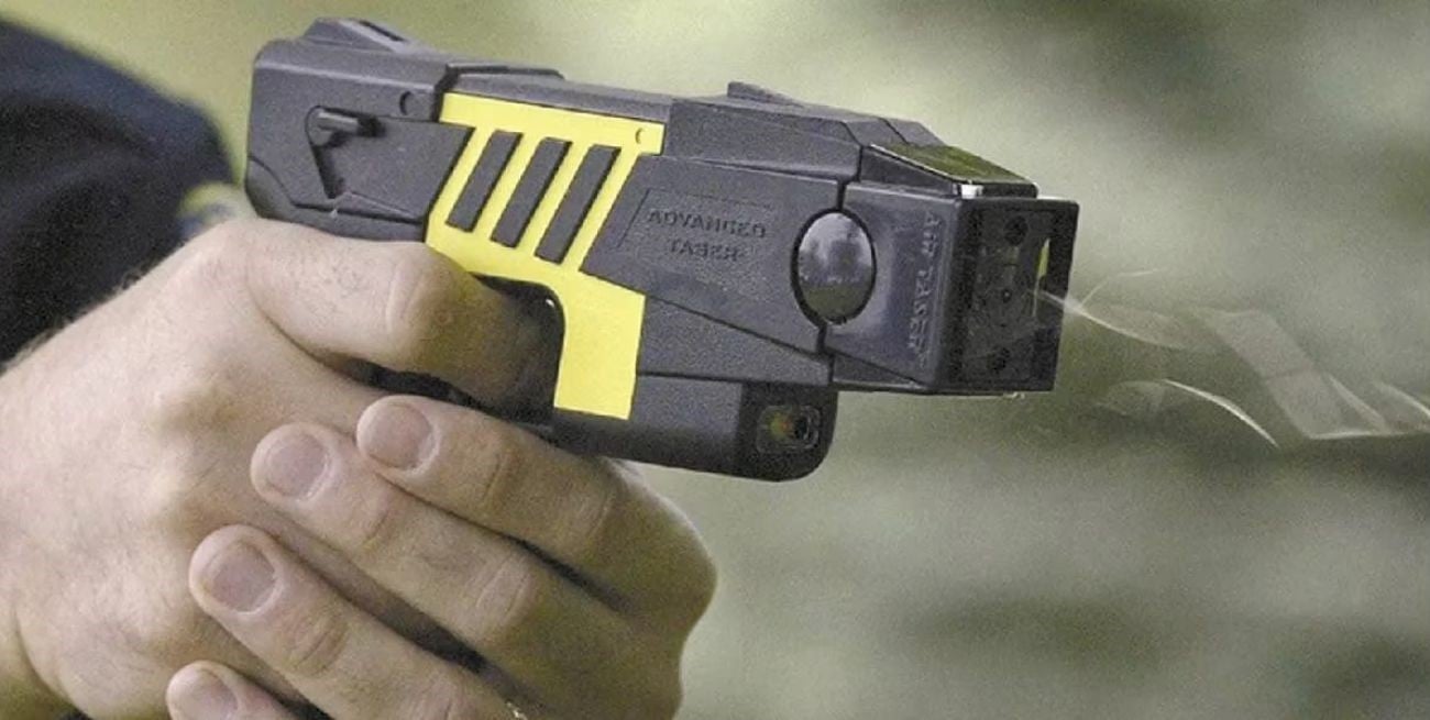 El Ministerio de Seguridad aprueba un nuevo protocolo para uso de pistolas  Taser - El Litoral