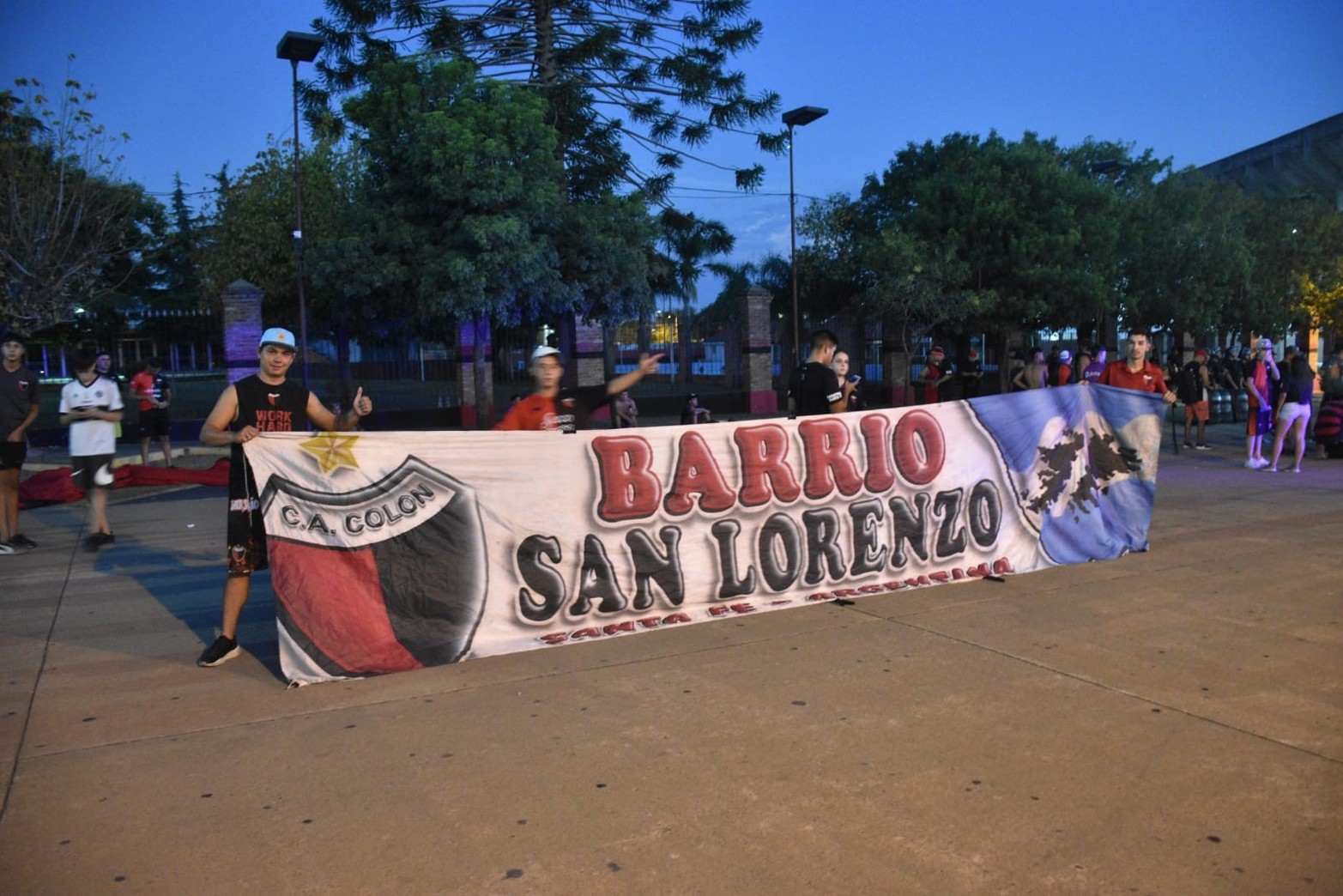 El Colón de Néstor Raúl Gorosito busca su primera alegría en el Cementerio de los Elefantes, desde las 21 de este lunes recibe al Newell's del "Gringo" Heinze.