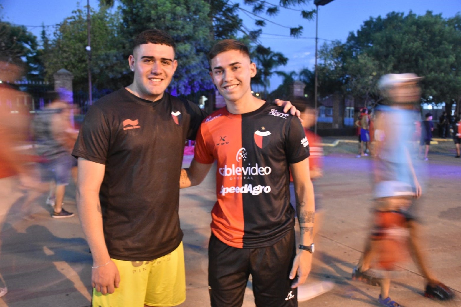 El Colón de Néstor Raúl Gorosito busca su primera alegría en el Cementerio de los Elefantes, desde las 21 de este lunes recibe al Newell's del "Gringo" Heinze.