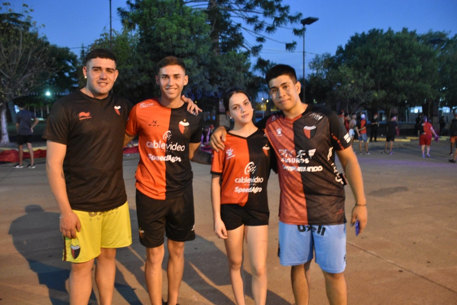 El Colón de Néstor Raúl Gorosito busca su primera alegría en el Cementerio de los Elefantes, desde las 21 de este lunes recibe al Newell's del "Gringo" Heinze.