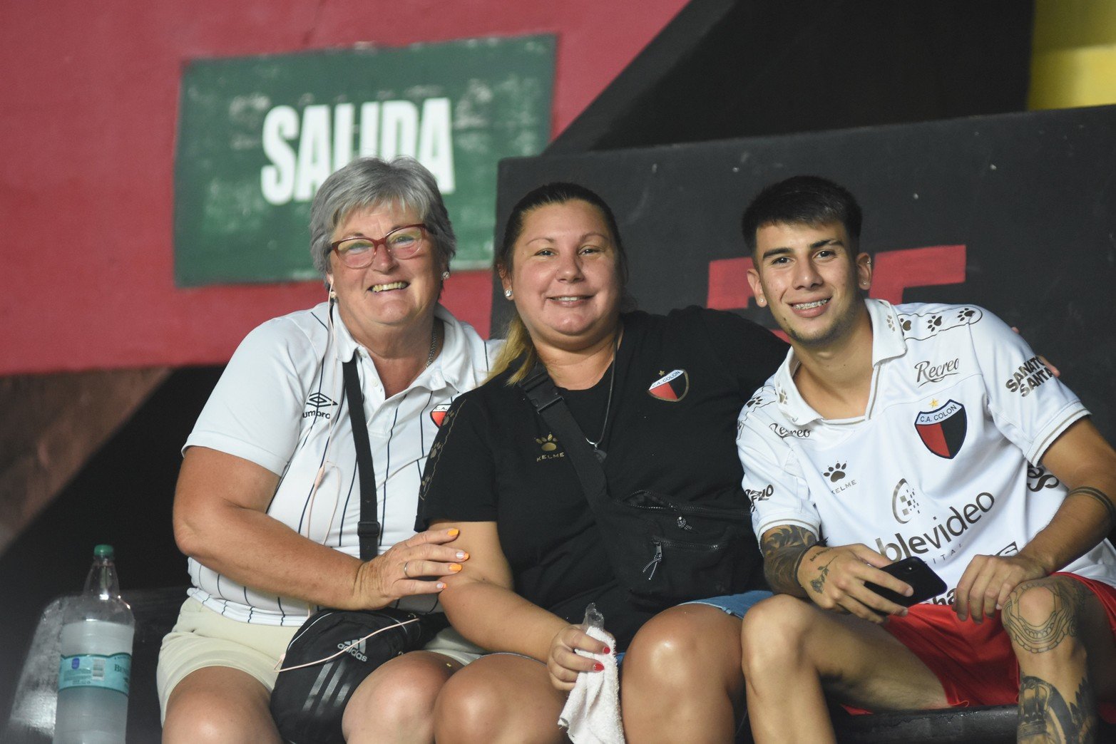 El Colón de Néstor Raúl Gorosito busca su primera alegría en el Cementerio de los Elefantes, desde las 21 de este lunes recibe al Newell's del "Gringo" Heinze.