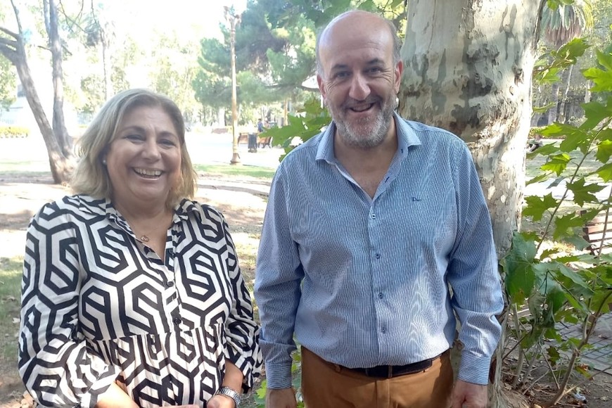 Sonia Martorano, ministra de Salud de la provincia, y Leonardo Caruana, secretaria de Salud Pública de Rosario.