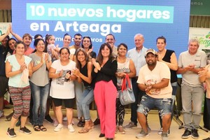 "Hemos sembrado viviendas en todo el territorio y seguimos gestionando para llegar con muchas más a cada rincón de la provincia", afirmó Zorzón.