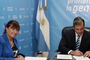 La ministra de Gobierno, Justicia y Derechos Humanos, Celia Arena, y el ministro de Justicia de la Nación, Martín Soria.