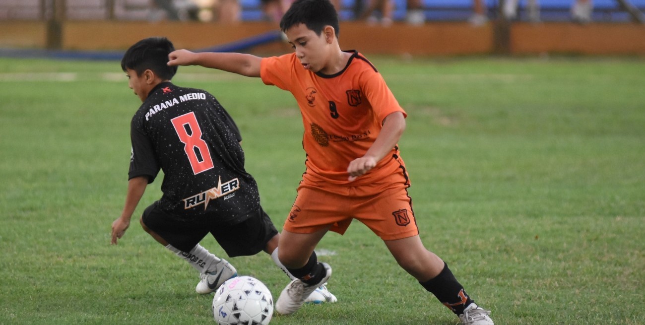 Cosmos FC y Naranjitos, los mejores del Tiburoncito