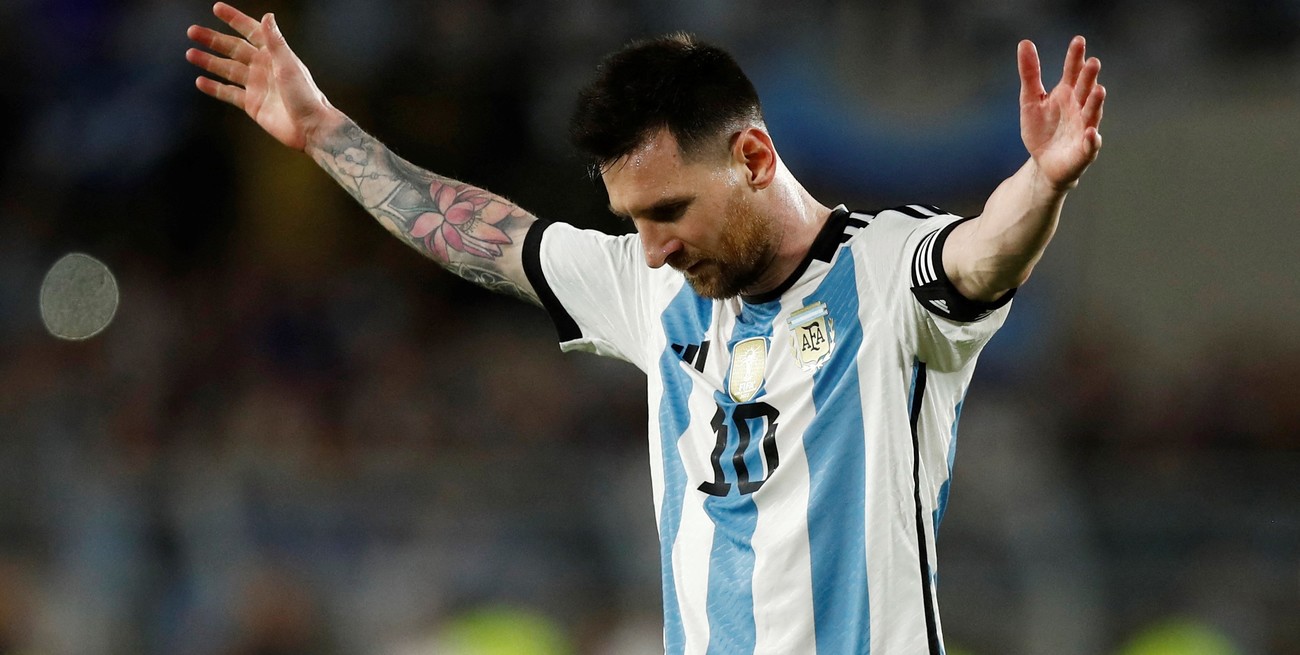 Uno más y van: en otra noche histórica, Messi llegó a los 800 goles  oficiales - El Litoral