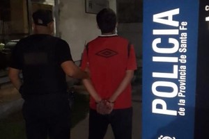 El imputado quedó alojado en sede policial.