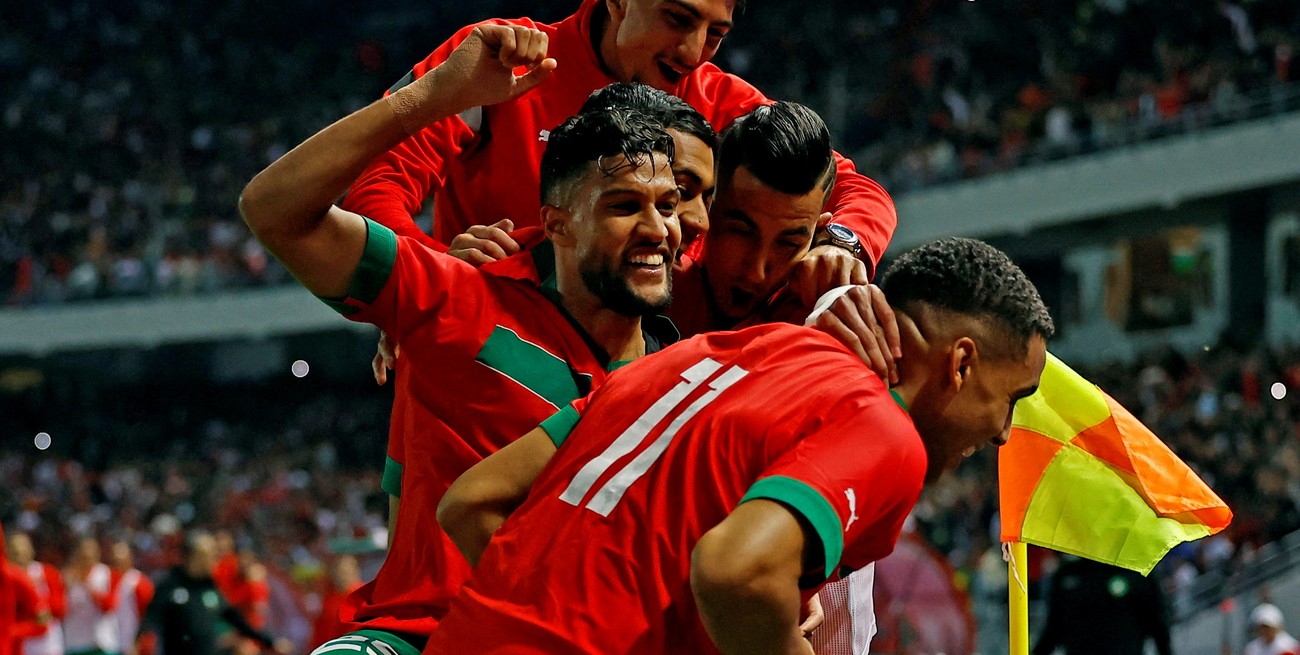 Marruecos extendió su hazaña y le ganó a Brasil