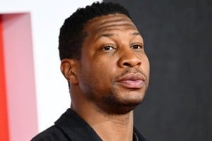 El intérprete fue detenido luego que la policía recibiera un alerta al 911