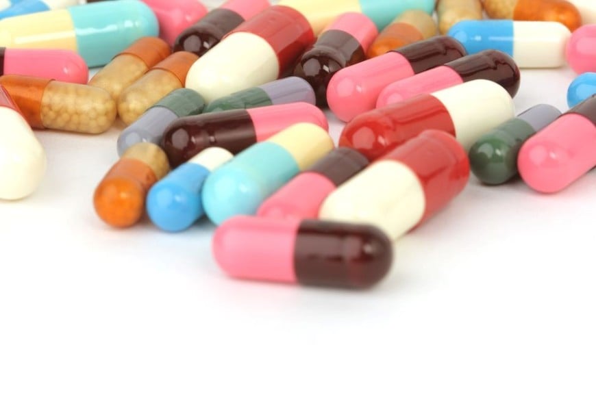 Los medicamentos esenciales son aquellos fármacos que “satisfacen las necesidades prioritarias de atención sanitaria de la población”.