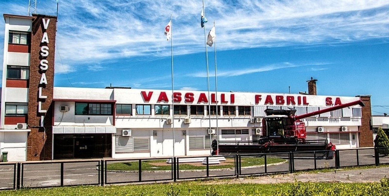 Firmat: Vassalli reduce horas de trabajo ante el desplome de las ventas  