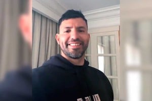 Llevó tranquilidad el Kun tras lo ocurrido en la transmisión.