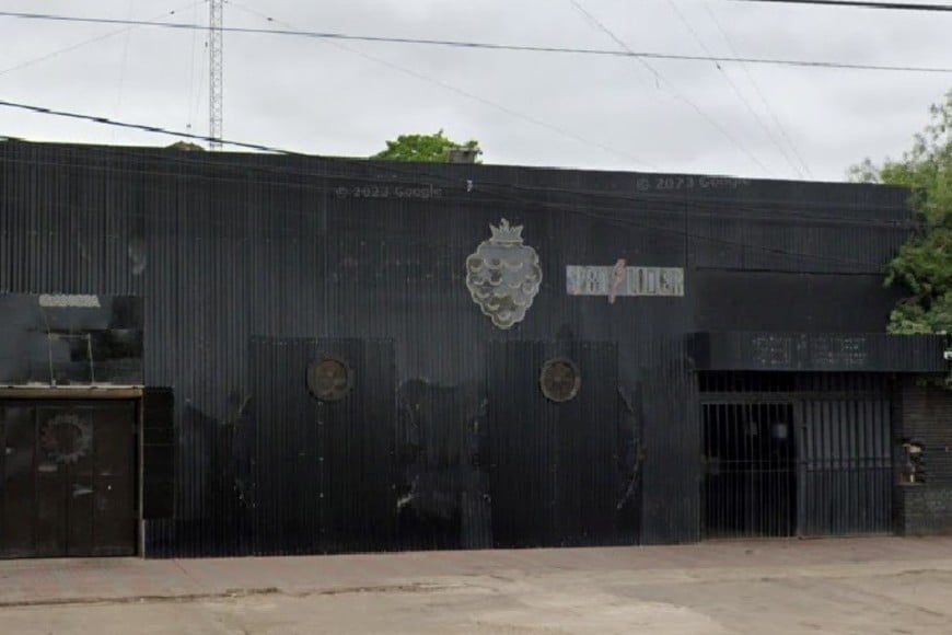 El frente del local bailable donde ocurrió el hecho.