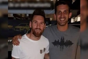 Damián Delorenzi y su foto con Lionel Messi.
