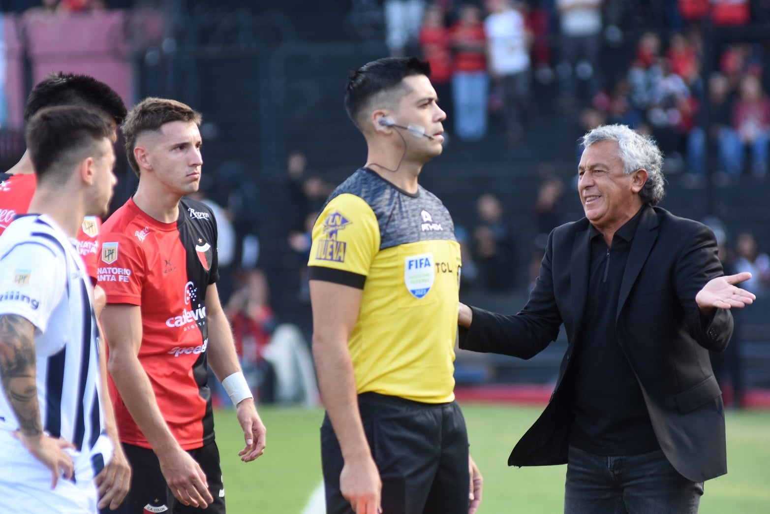 Colón y Talleres de Córdoba empataron 2 a 2 este jueves, por la undécima fecha de la Liga Profesional.